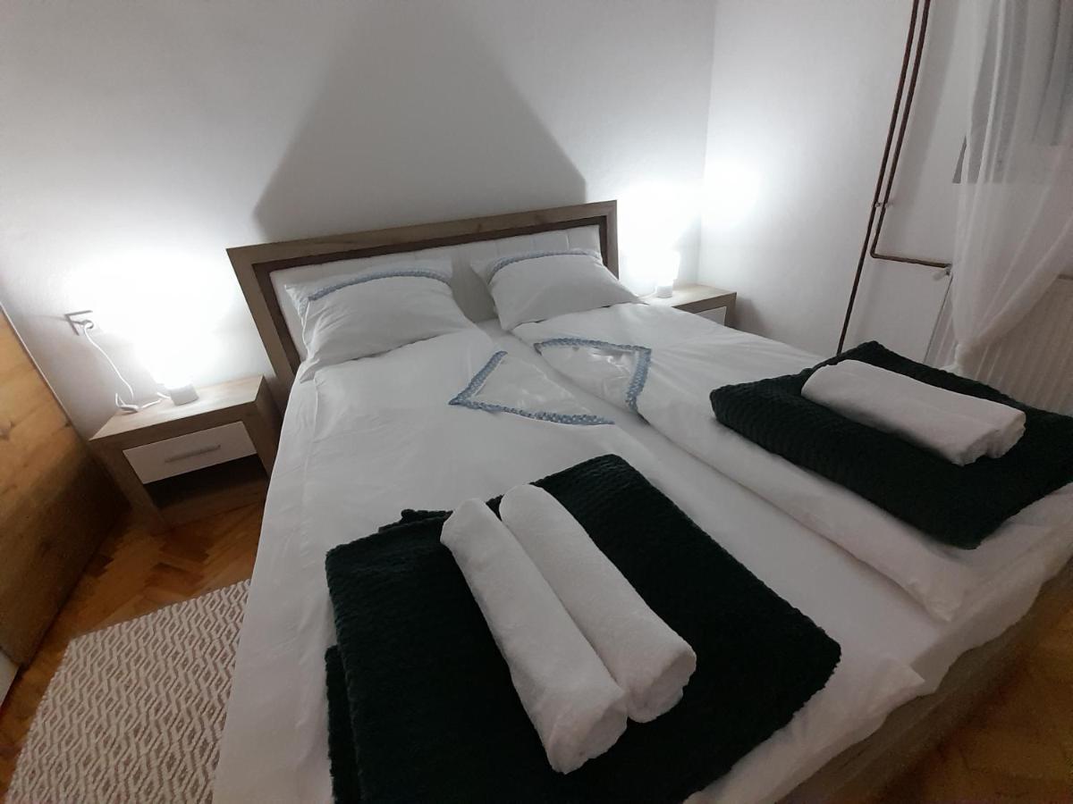 Apartman Stevan Pirot Luaran gambar