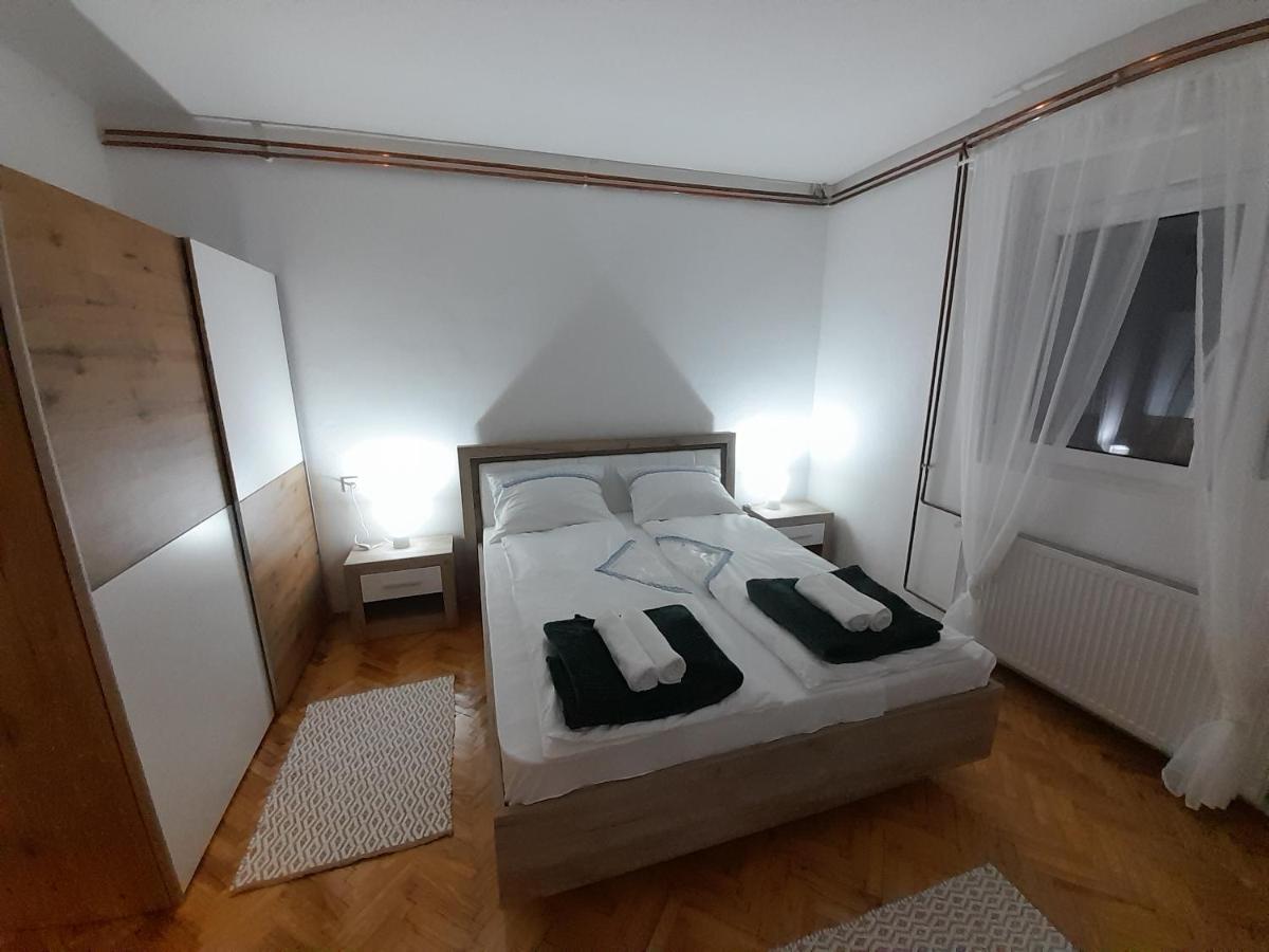 Apartman Stevan Pirot Luaran gambar